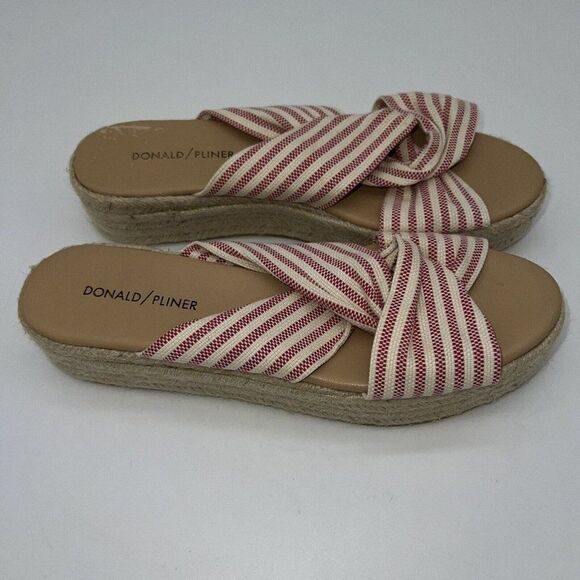 DONALD PLINER NWOB Chatcha Red/Ivory Striped Fabric Platform Sandals - Size 8 - Picture 1 of 4